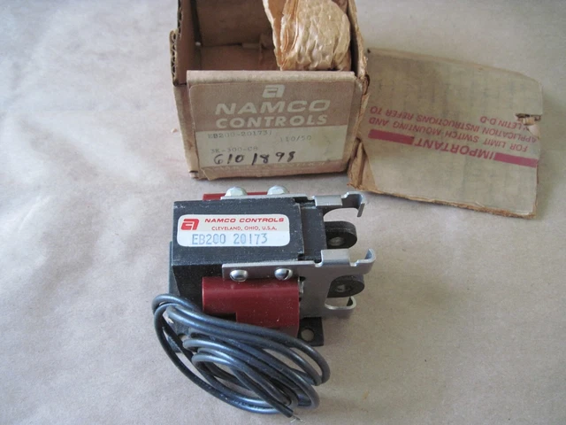 Namco Controls EB200 20173 Solenoid Coil Assy 110V 50Hz w/Mounting Base NOS