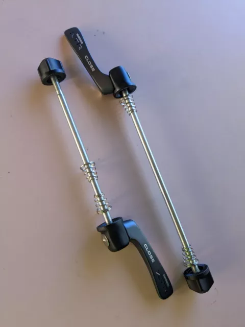 Nice Shimano XTR Quick Release Skewers M950 8 9 Speed 100 135 90's Mountain Bike Nice Shimano XTR Quick Release Skewers M950 8 9 Speed 100 135 90's Mountain Bike