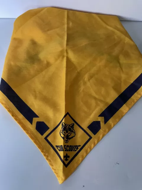 VTG Cub Scout Wolf Neckerchief Yellow Scarf Bandana BSA Boy Scouts of America