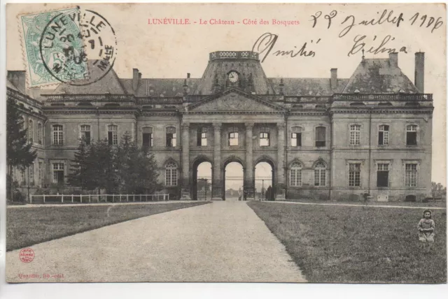 LUNEVILLE - Meurthe et Moselle - CPA 54 - le chateau coté des bosquets