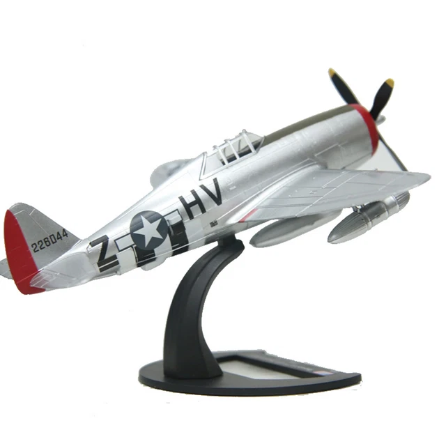 Kit Maquette Avion P-47D Thunderbolt Hobbyboss - Échelle 1:48 - Pour Modélisme