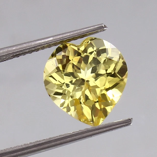 Pierre Gemme Chrysobéryl Naturel De Ceylan - 10x10mm Taille Coussin - Couleur Vert, Qualité AAA - 1 Pièce