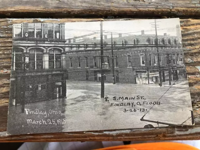 Vintage Postcard  1913 Findlay Ohio Flood Scene South Main Street OH