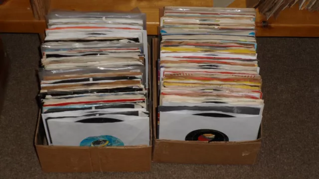45 rpm Rock & Roll Records, Oldies, Santana, Mendez, R. Nelson, ETC, G to EXC.