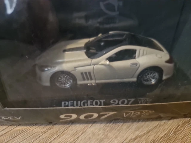 824701_6