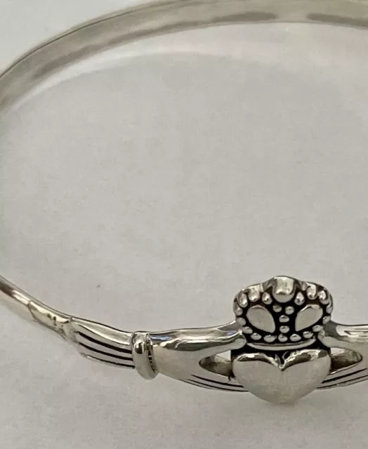 Brand New Sterling Silver Claddagh Bangle 7cm Wide. 3