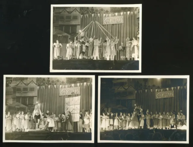 3 Fotos Viele Mädel bei CIRKUS Theater Bühnen-Aufführung Zirkus → um 1940