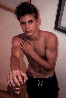 Shirtless Male Muscular Beefcake Frat Jock Hunk Tongue Out Cute PHOTO 4X6 F567 