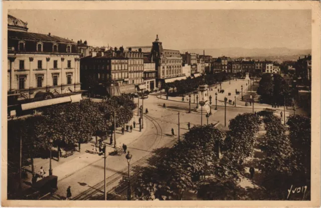 CPA Clermont Ferrand Place de Jaude (1234236)