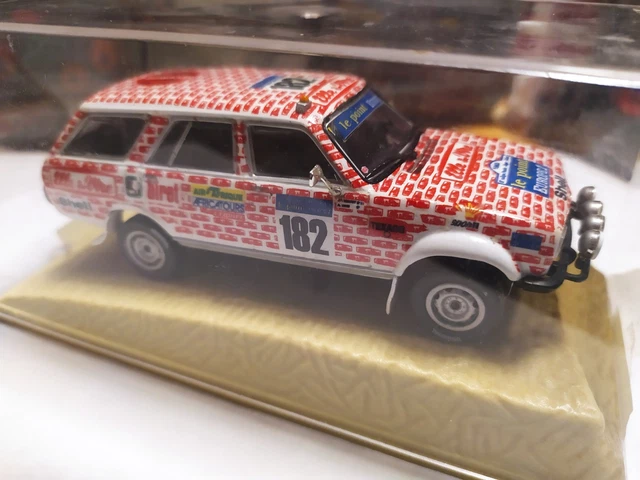 Miniature IXO 1/43 Camping-car Peugeot 504 Dangel Azur 1983 - Hachette