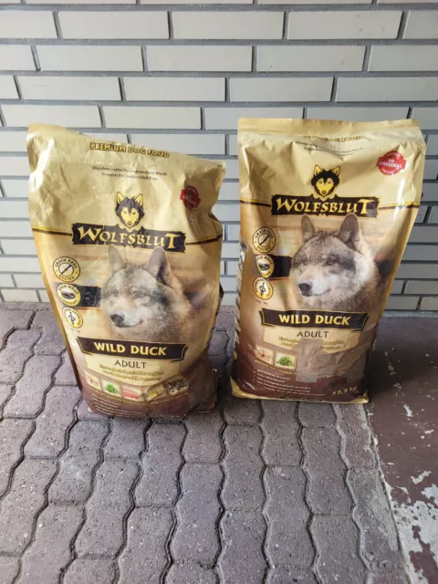 2 Säcke Wolfsblut Wild Duck Adult 12,5kg