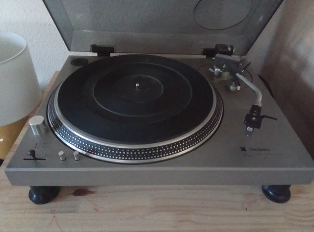 Platine Vinyle Technics SL-1200GR Silver - Audiophile Et DJ, Entraînement Direct, Réglage Vitesse