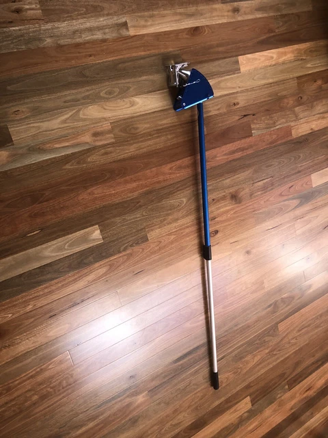 Tapepro Corner Box with Brand New extension Handle