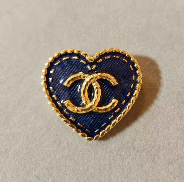 chanel brooch