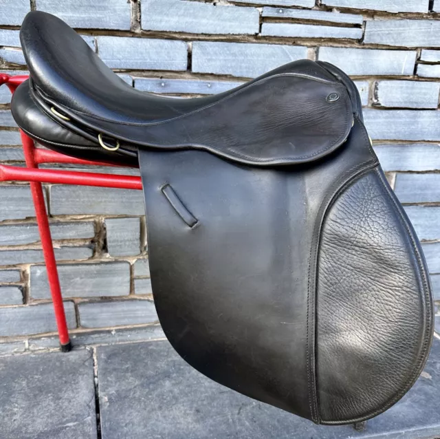 18” MW Ideal Saddlery/Martin Wilkinson English VSD/WH/GP Saddle - Black