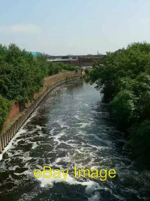 Photo 6x4 River Aire, Armley, Leeds Burley/SE2734 Looking east from the  c2006