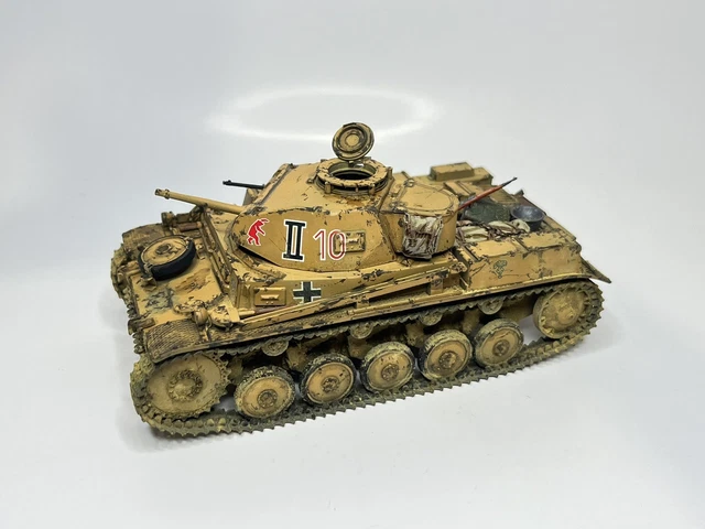 1/35 DIORAMA Afrika korps DAK Panzer II WW2 . Pro painted, Pro Built EUR 130,00 - FR