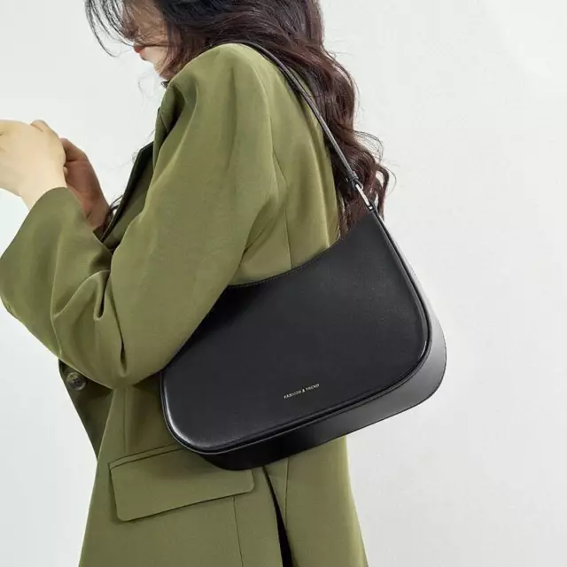 Cowhide Leather Baguette Bag in Black, Minimalist Leather Handbag, Women's Shoul