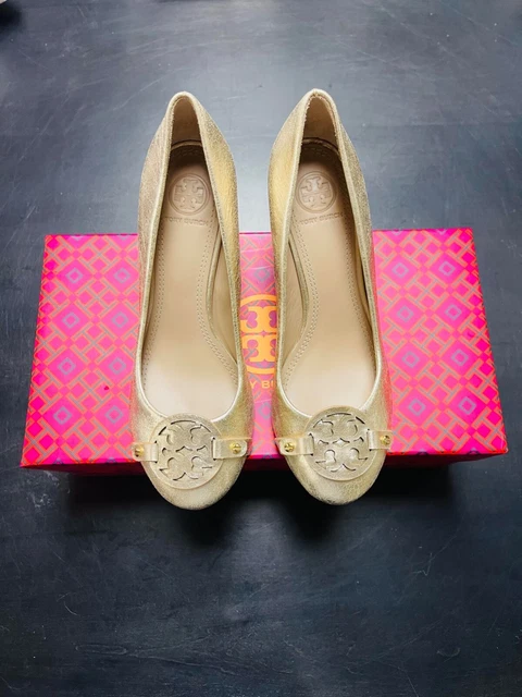 Tory Burch Logo Gold Wedge Shoes Women’s US Size 6 BRAND NEW IN BOX