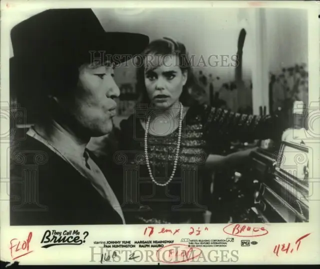 1983 Press Photo Johnny Yune & Margaux Hemingway in "The Call Me Bruce?"