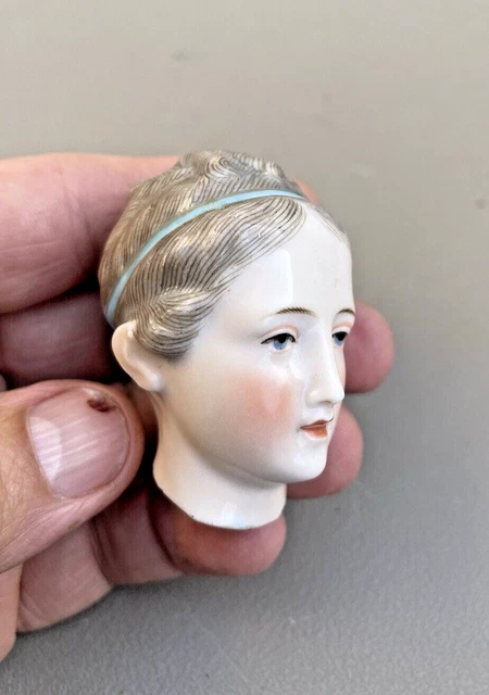 Poupée de mode, de type Parian, tête en porcelaine, bouche f