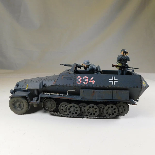 1.35 SCALE KIT Built Complete Plastic Sdkfz 251 German Half Track A.f.v ...