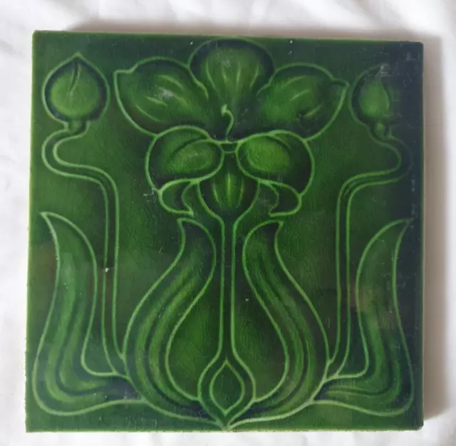 Stunning Pilkington Green Antique  Art Nouveau 6 Inch Tile With Flower,