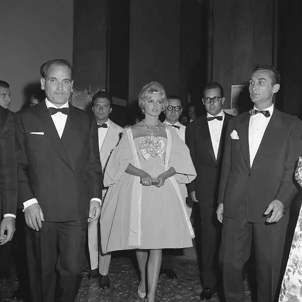 Brigitte Bardot Wearing An Evening Dress A Hairband And A Pr - 1958 Old Photo 3