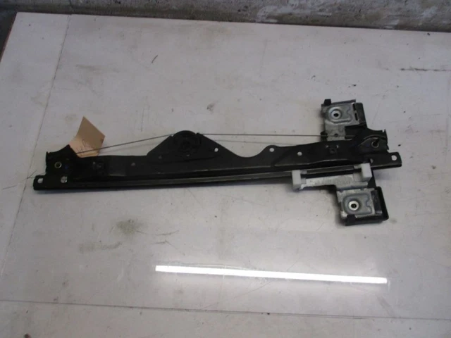 Glissière De Lève-vitre Avant Droit Pour Jeep Cherokee/Liberty (2006-2007) - Pièce Neuve LST, Référence WP-0035-R