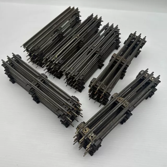 VINTAGE LIONEL O GUAGE 027 3 RAIL 10” STRAIGHT TRACK lot of 30 Pieces With Pins