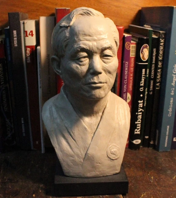 CHOI HONGHI TAEKWONDO BUST figure TAEKWONDO martial arts KARATE