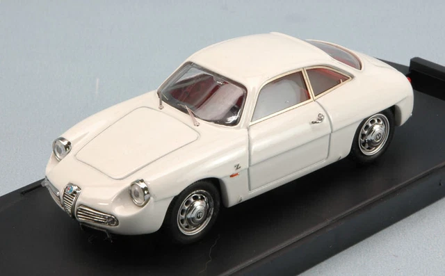 Burago ALFA ROMEO Giulietta 2010 White 1 43 | Acquisti Online su