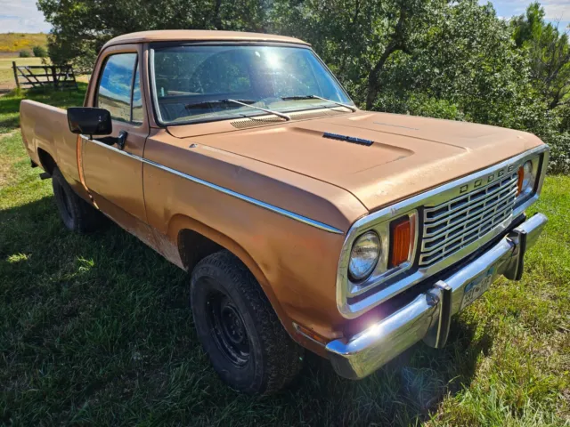 1977 Dodge 1/2 Ton Pickup