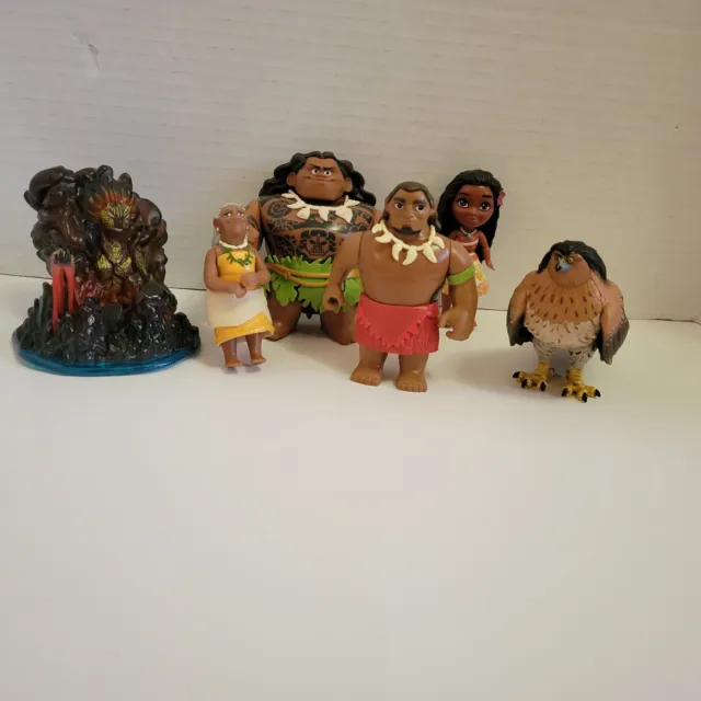 Disney Store Moana PVC Figure Set of 6 Maui Chief Grandma Te Fiti Giant Hawk