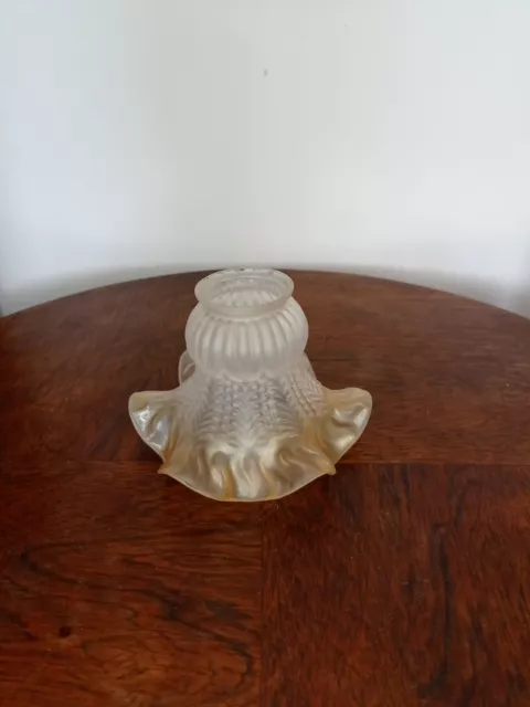 Tulipe en pâte de verre pour lampe ou applique