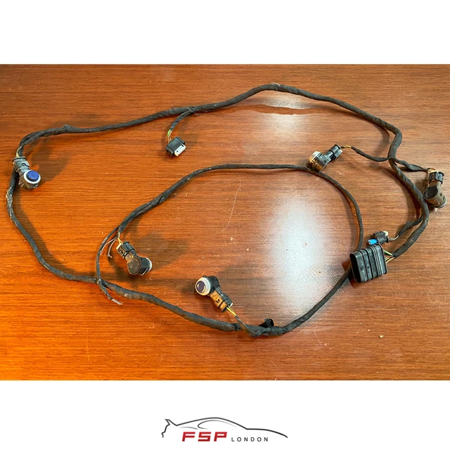 MERCEDESBENZ CCLASS W205 Rear Parking Sensors and Wiring Harness