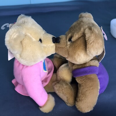 Hallmark Love And Kiss Kiss Bears Plush Stuffed Animals Magnetic Noses New w Tag