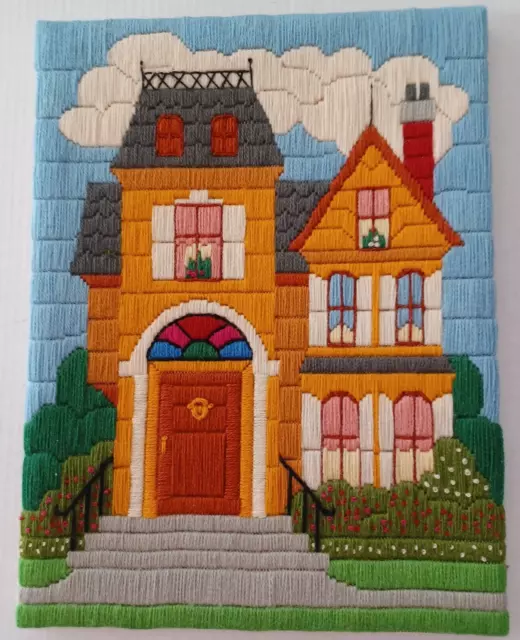 Creative Circle TOWN HOUSE Completed Long Stitch Neat Country Décor No frame