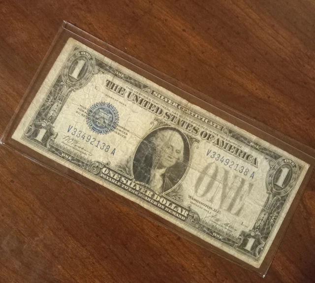 1928 A $1 one dollar bill BLUE SEAL FUNNY BACK SILVER CERTIFICATE
