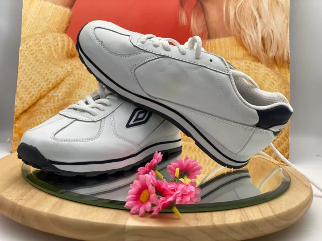 SCARPE SPORTIVE DA donna Umbro Snickers taglia 4 bianche in pelle
