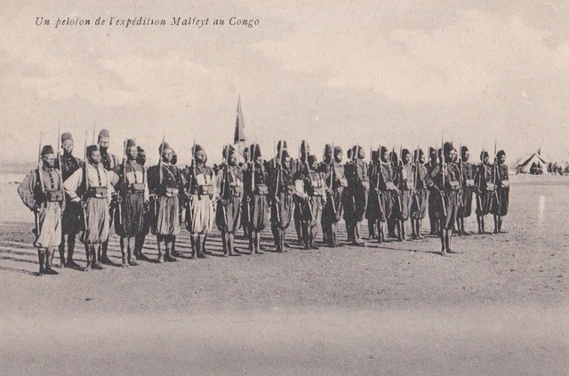 CPA - AFRIQUE - CONGO - Un peloton de l'expédition Malfeyt
