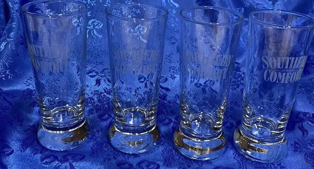 SOUTHERN COMFORT Tall SHOT Glasses 4" Tall Set Of 4 Etched Logo Man cave EUC