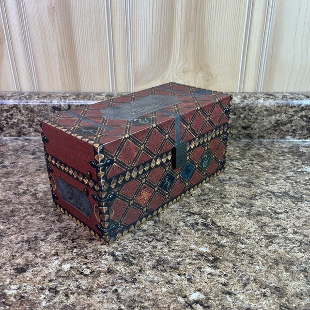 HARRY POTTER QUIDDITCH Set Wizard World Collectible Accessory Trunk Box