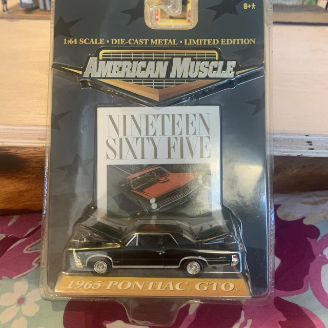 Sun Star Models 1:18 Pontiac GTO Année 1965 montero rouge 1808 modèle