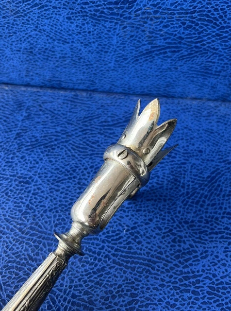 Manche à gigot métal argenté orfèvre Christofle modèle Japonais monogrammé AFV early 20th c French silver-plated leg of mutton holder - France
