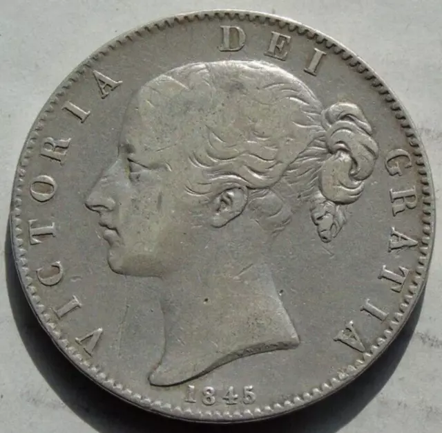 1845 Cinquefoil Stops Queen Victoria Young Head Crown, Grey Tones S3882