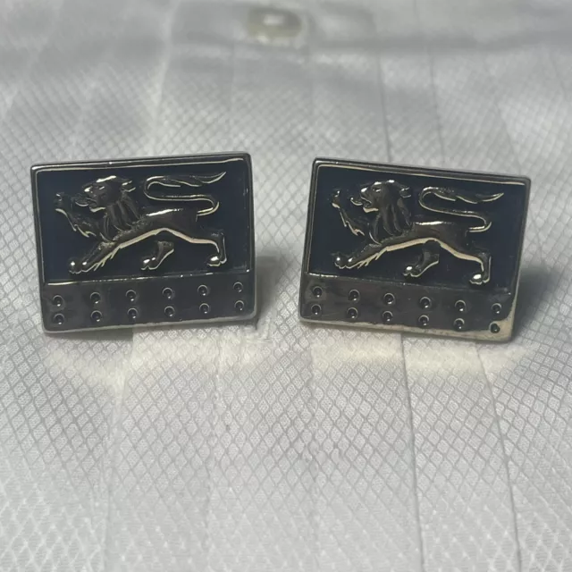 Vintage Black And Gold Tone Unbranded Medieval Lion Cuff Links