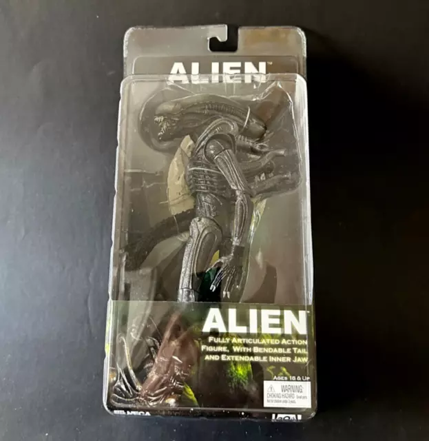Alien Classic PVC Figur 22cm Neca
