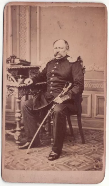 Meissen Sachsen hoher Offizier mit Säbel Atelier CDV