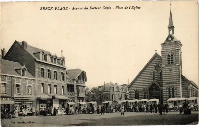 CPA BERCK-PLAGE - Avenue du Docteur Cazin - Place de l'Église (220015)